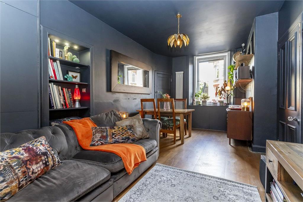 Garden flat for sale in Slateford