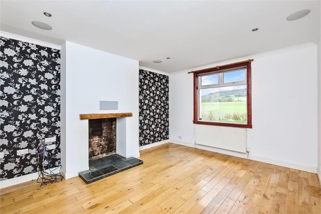 2 bed cottage for sale in Newburgh