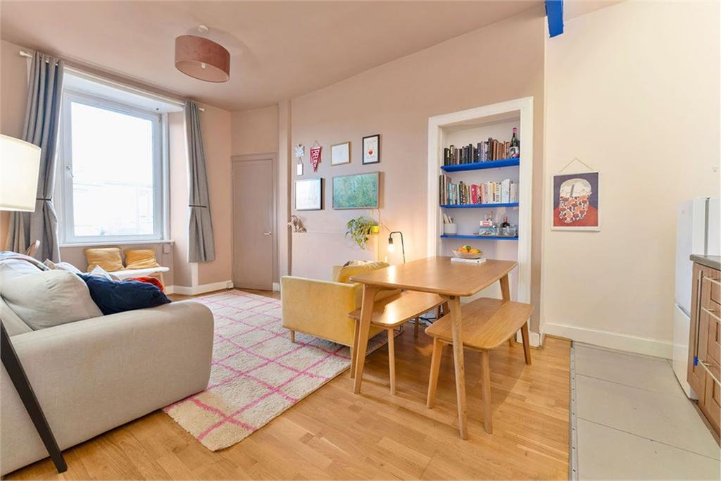 10/2 Moat Street, Slateford, Edinburgh, EH14 1PL