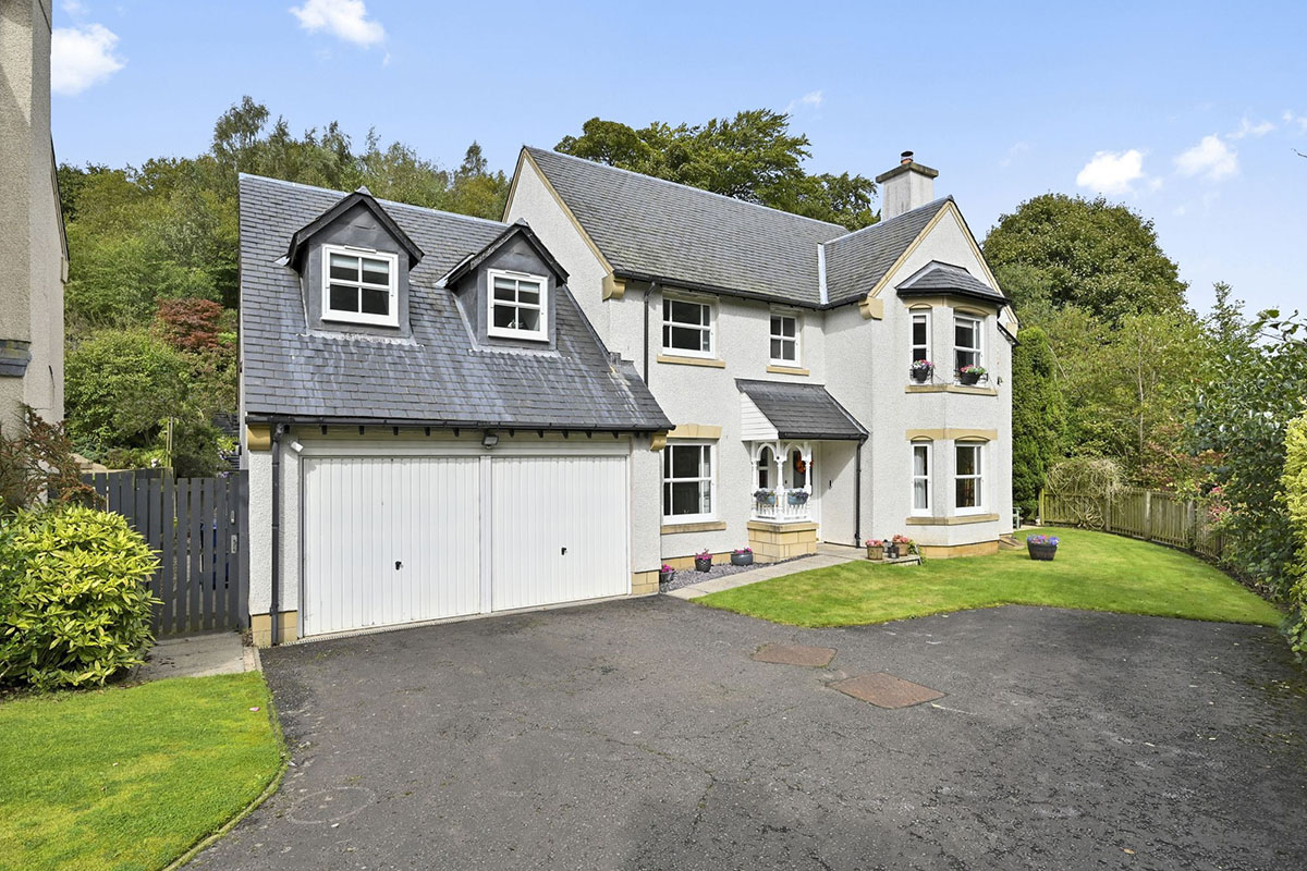 26 Lower Valleyfield View, Penicuik, Midlothian, EH26 8NT