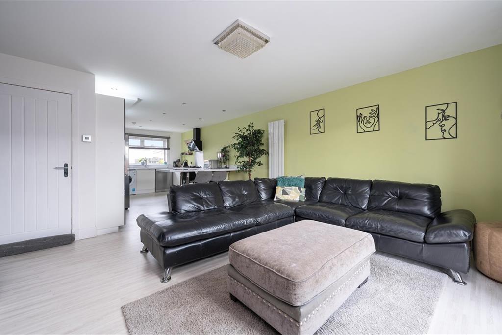 62 Meldrum Court, Dunfermline, KY11 4XS