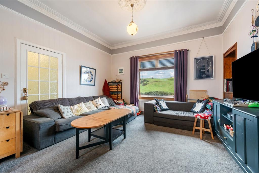 6 Tavern Cottages, Hill of Beath, Cowdenbeath, KY4 8DN