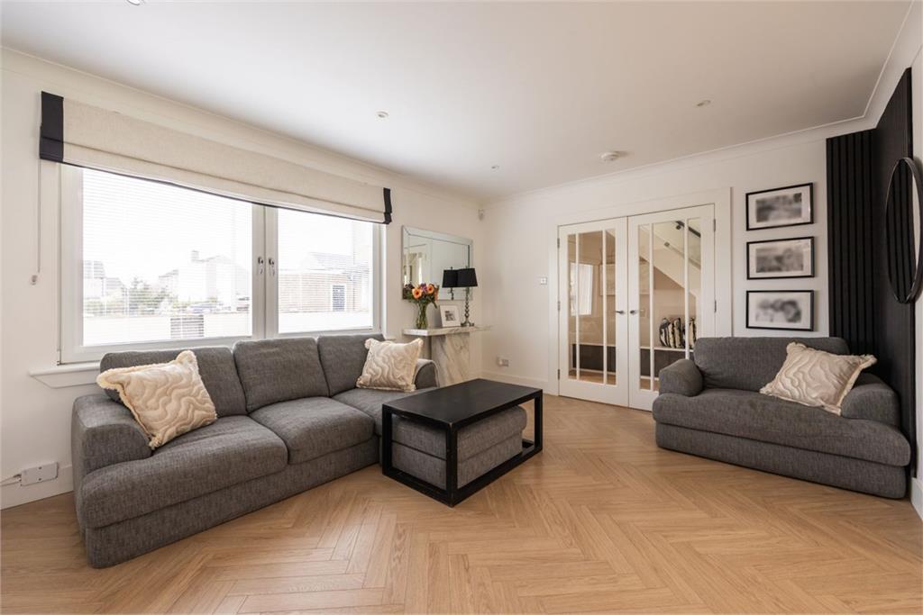 19 Hawthornden Gardens, Bonnyrigg, EH19 2BW