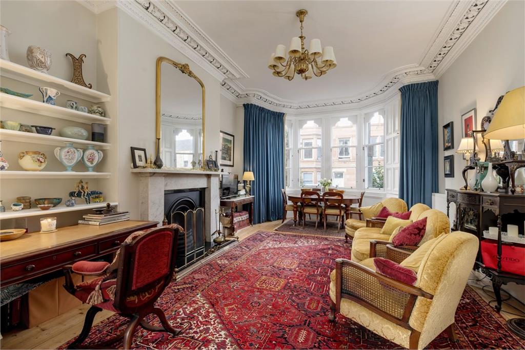 High end flat for sale in Portobello