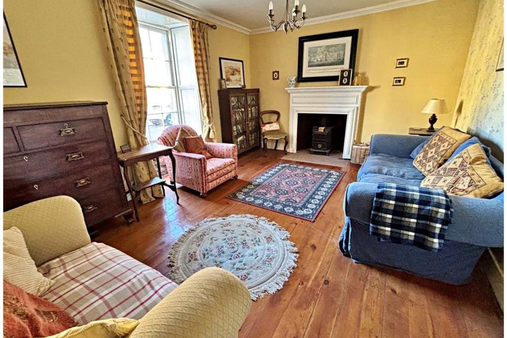 23 Castle Street, Kirkcudbright, DG6 4JA