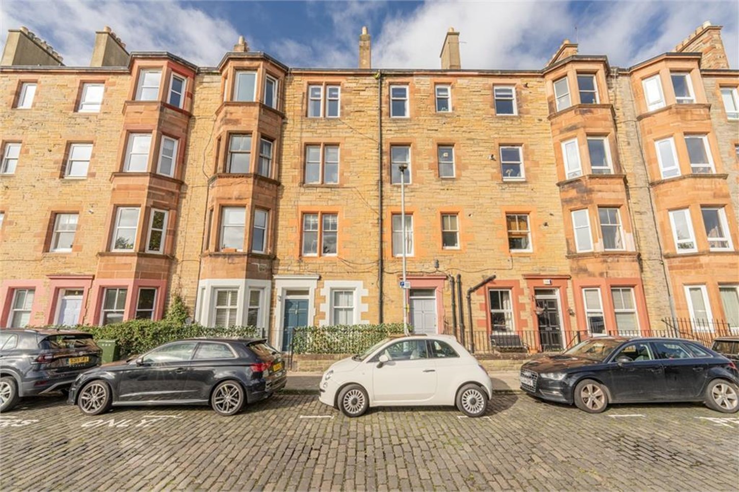 Exterior of 6/5 Hermand Crescent, Edinburgh available on espc.com